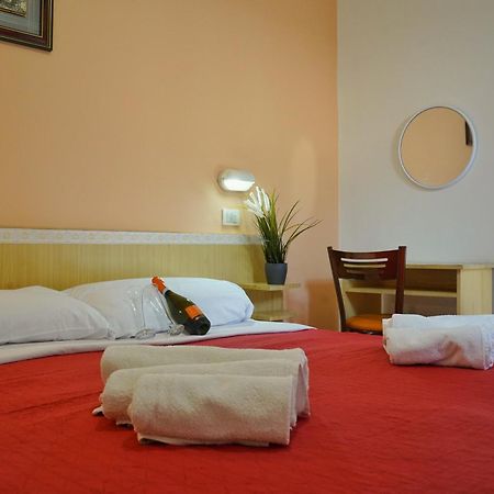 Hotel Malibu Mare Rimini Eksteriør bilde