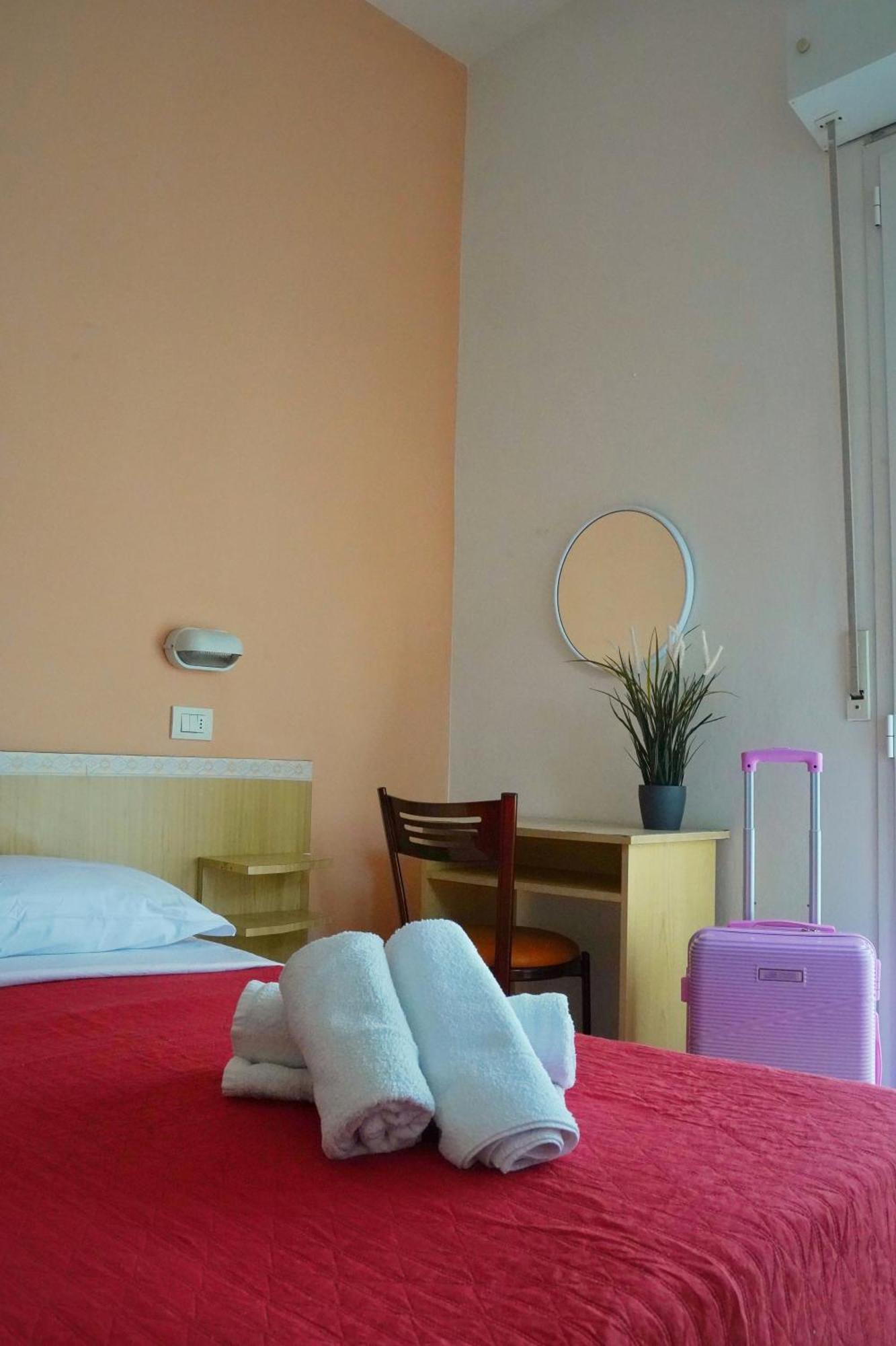 Hotel Malibu Mare Rimini Eksteriør bilde