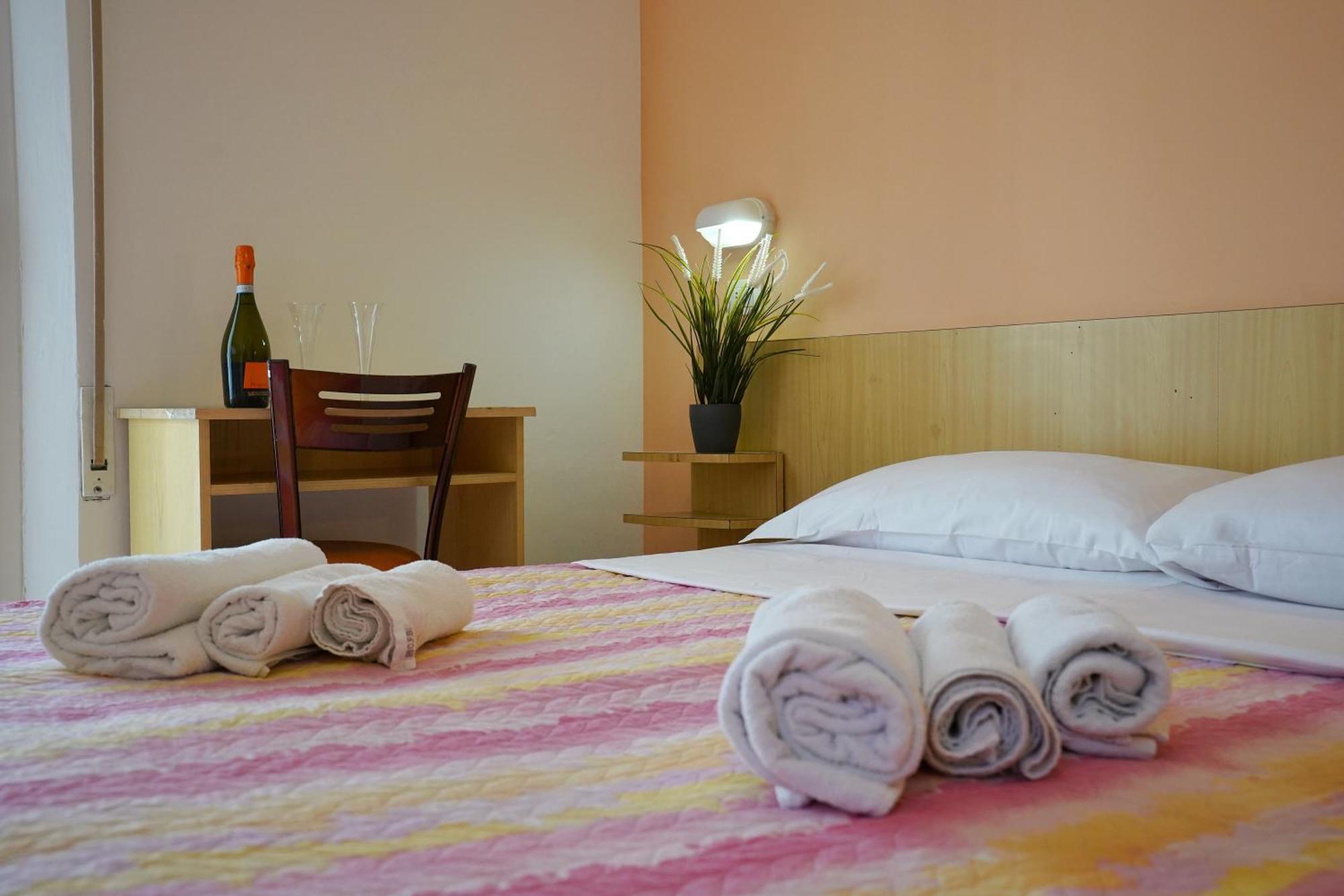 Hotel Malibu Mare Rimini Eksteriør bilde