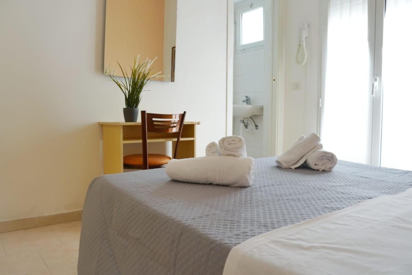 Hotel Malibu Mare Rimini Eksteriør bilde